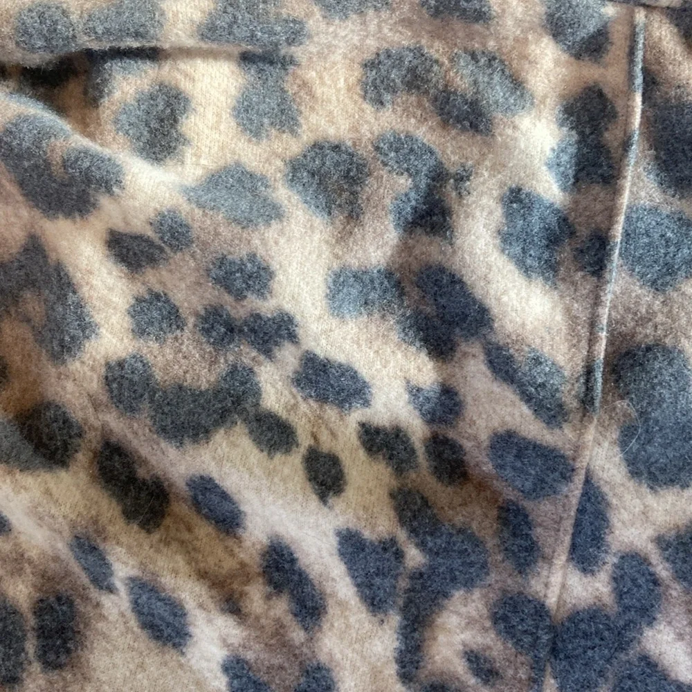Dress Up animal print poncho! Size large!! - Picture 10 of 10